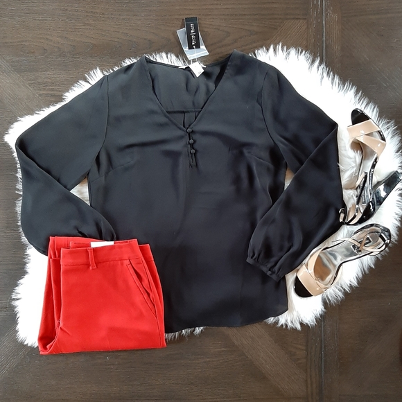 White House Black Market Tops - NWT White House Black Market button front blouse